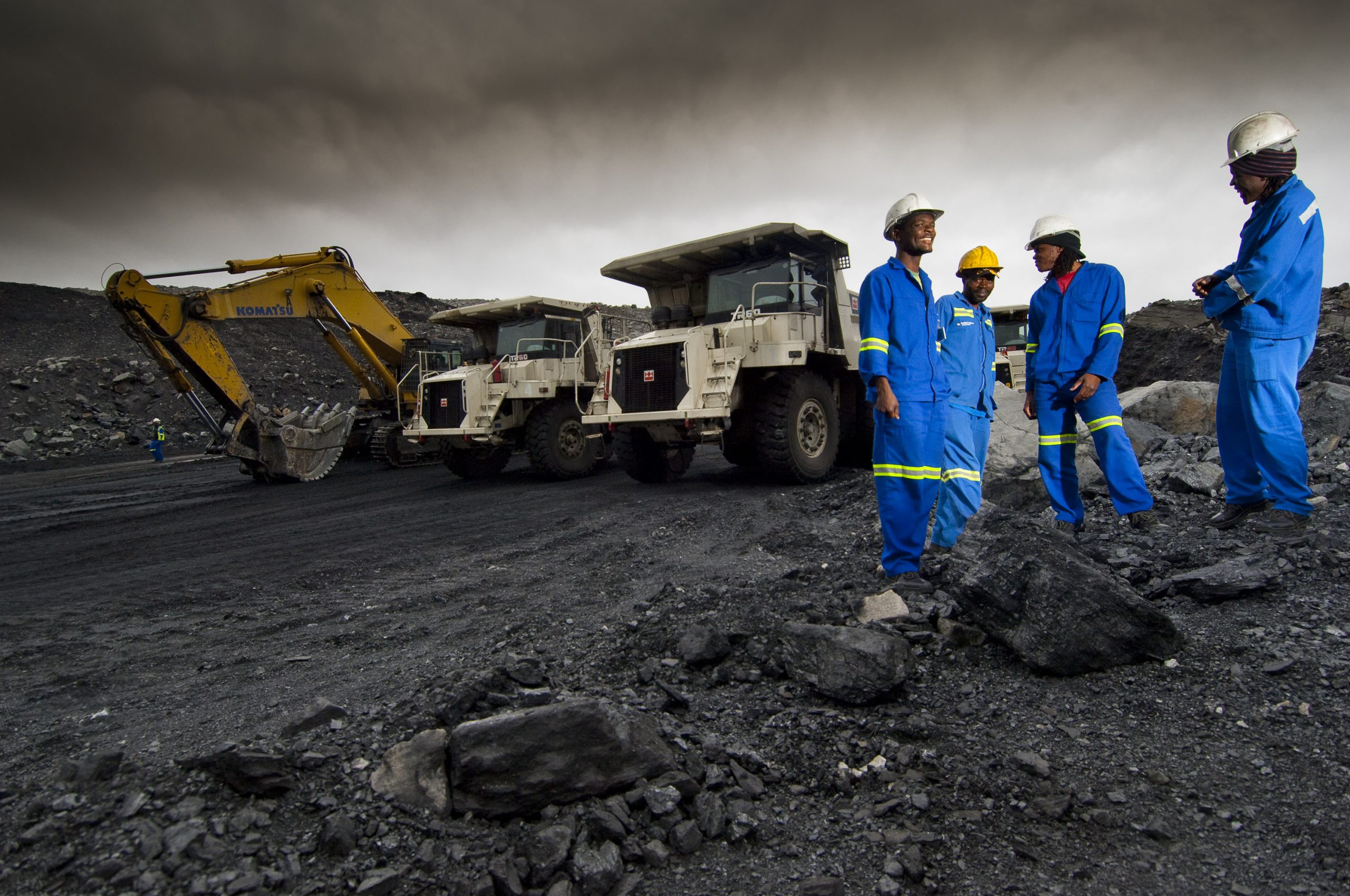 Vagas – (5) Process Plant Engineers (DMS Experience)